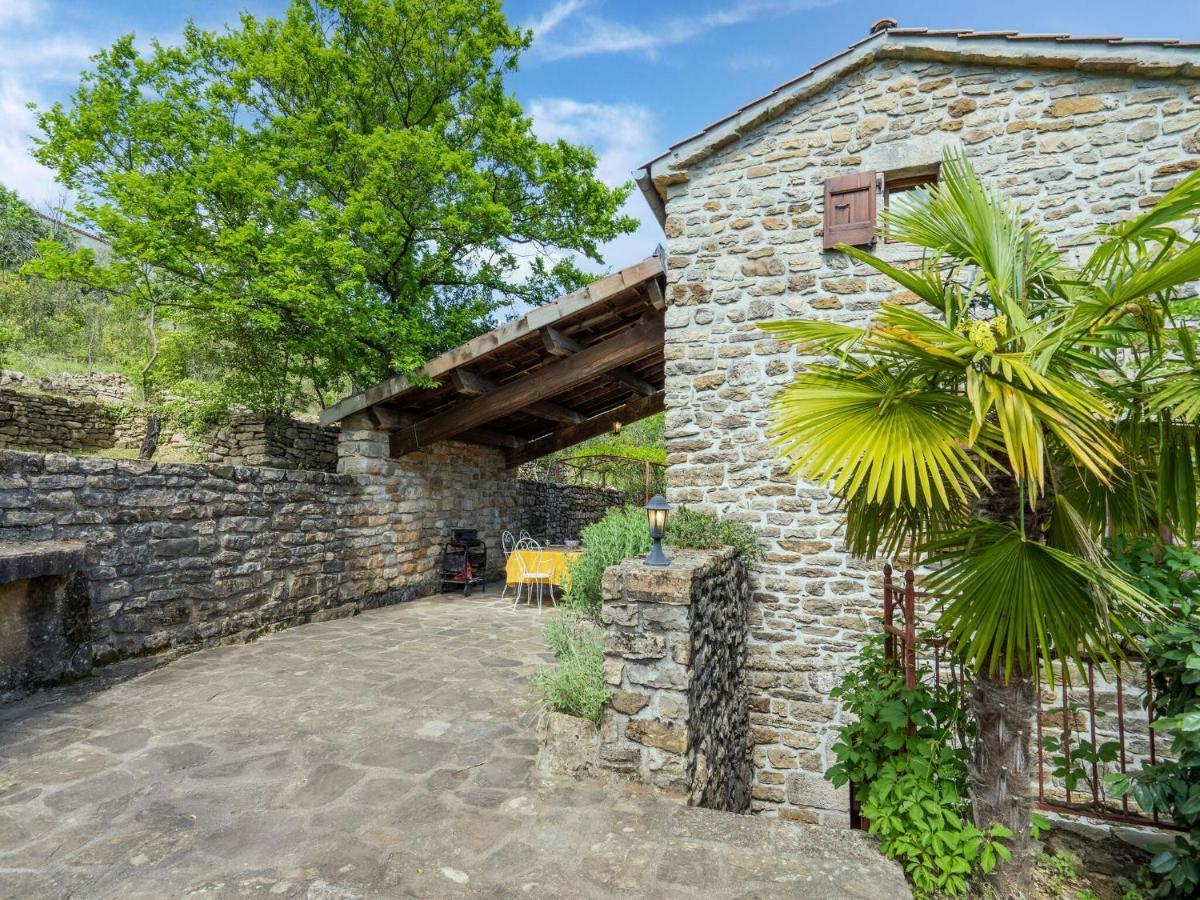 Classy Holiday Home In Les Vans With Pool Chambonas Εξωτερικό φωτογραφία